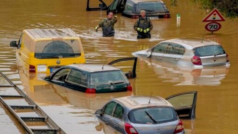 ارتفاع حصيلة فياضانات أوروبا إلى 183 قتيلا