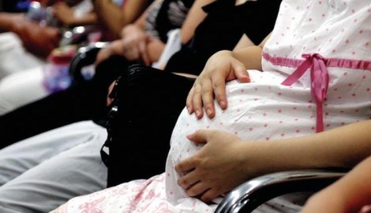 عاجل .. بلاغ هام من وزارة الصحة بخصوص تلقيح المرضعات والحوامل