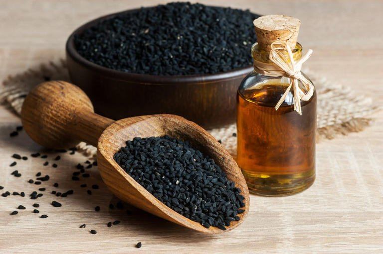 تعرف على فوائد حبة البركة في علاج الأعراض الشديدة لفيروس كورونا