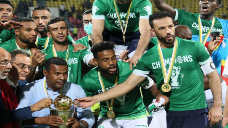 يوم بعد التتويج.. الـ”كاف” يغرم الرجاء
