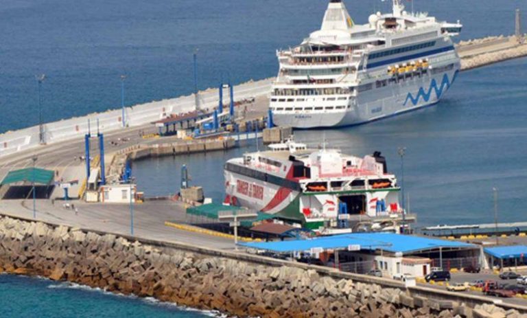 إسبانيا خططت لرسو سفينة حربية روسية بميناء سبتة خلال الأزمة مع المغرب