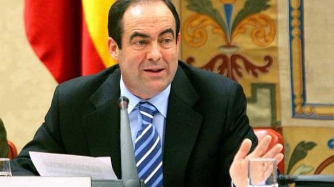 وزير دفاع إسباني سابق: البوليساريو في أمس الحاجة إلى حل مشاكلها المتدهورة من خلال قبول مقترح الحكم