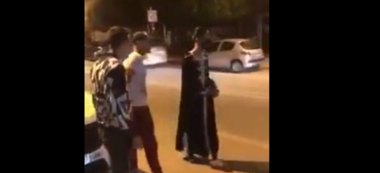 تهديد مثلي بالحرق في شوارع طنجة (فيديو)