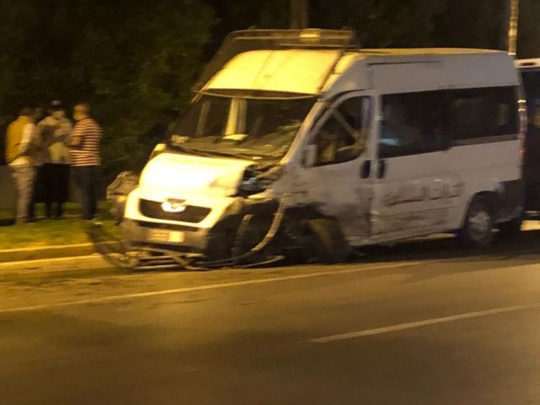 طنجة.. حادثة سير خطيرة تودي بحياة “مخزني” وترسل زملائه للمستعجلات
