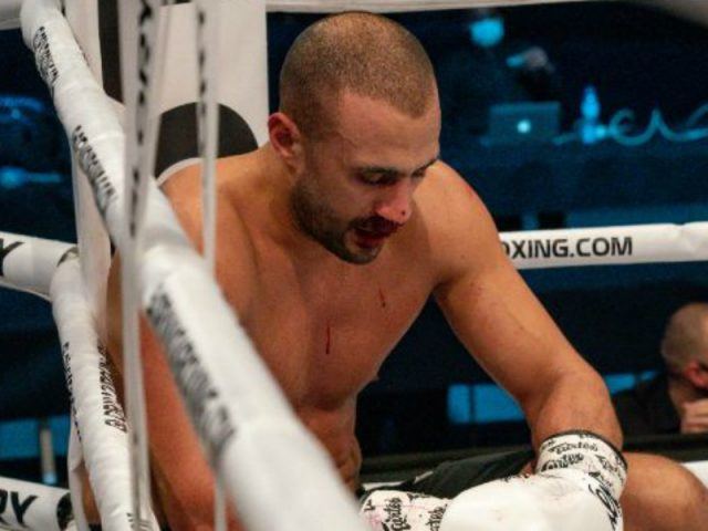 بالفيديو.. ضربة قاضية تنهي نزال بدر هاري ضد البولندي أركاديوس