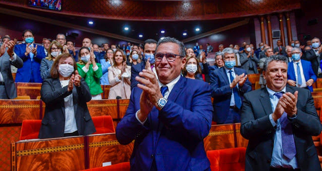 الأغلبية البرلمانية تكشف عن وجود 100 ألف منصب شغل مجمدة لسنوات