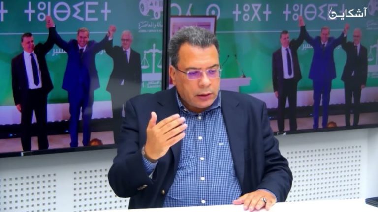 اسليمي يعلق على صورة الأستاذة التي صبغت قسمها