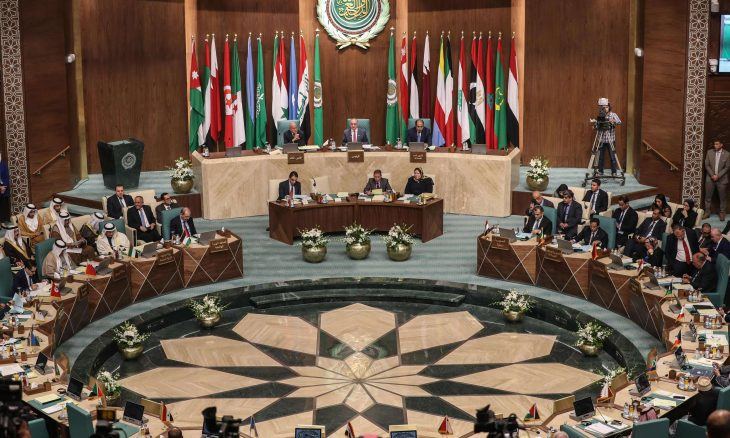 شقير يُعَدّدُ دلالاتِ لقاء بوريطة مع أمين مجلس دول الخليج تزامنا مع تأجيل القمة العربية بالجزائر