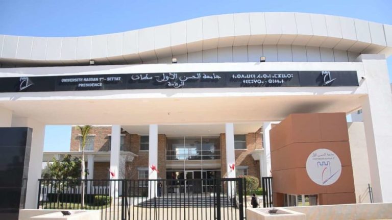 جامعة الحسن الأول تعيد طالبتين من ضحايا “الجنس مقابل النقط” إلى الدراسة