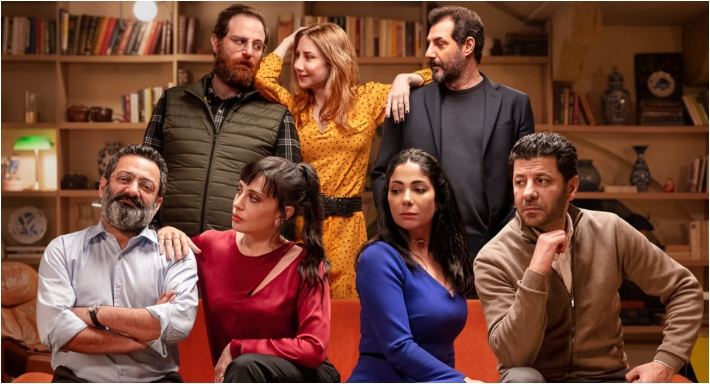 أوّلُ ردٍّ لمُنى زكي بعد واقِـعة التبّـان في فيلم “أصحاب و لا أعز” (صورة)