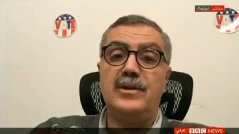 محلل بقناة “بي بي سي” يفضحها على المباشر