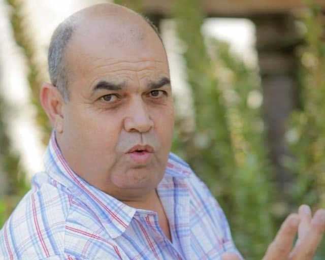 الدرويش يقــطرُ الشّمع على لشكر