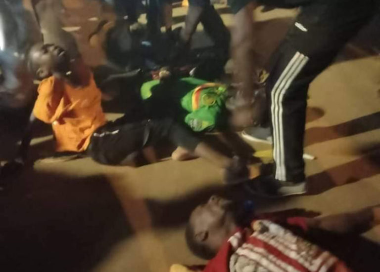 مأساة.. قتْلى وجرحى عقِب مُباراة الكاميرون و جُزُر القمر