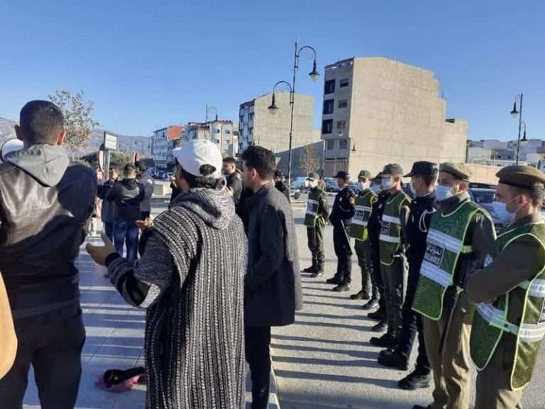 اعتقالاتٌ في تدخُّل لمنع احتجاج مُعطّلي مدينة إمْزورن