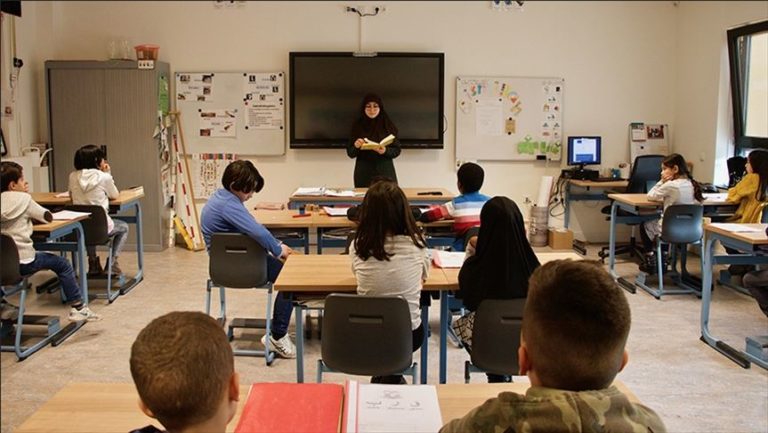 مديرية التعليم تدخل على خط تعنيف تلميذ