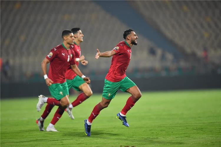 “الكاف” يوقفُ بوفال و شاكْلا لمُباراتين بسبب أحْداث مُباراة مصر و المغرب
