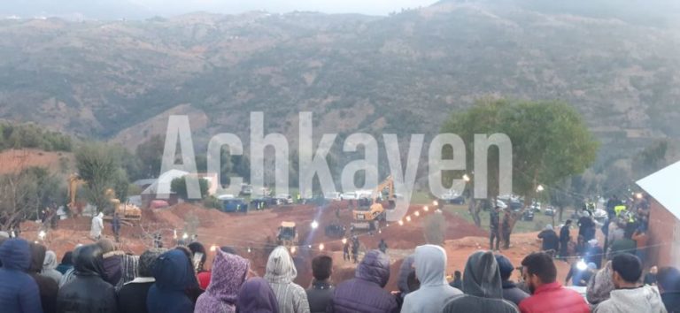 آخر المستجدات من عين المكان.. الغموض يلُفّ عملية إنقاذ الطفل ريان (فيديو وصور)