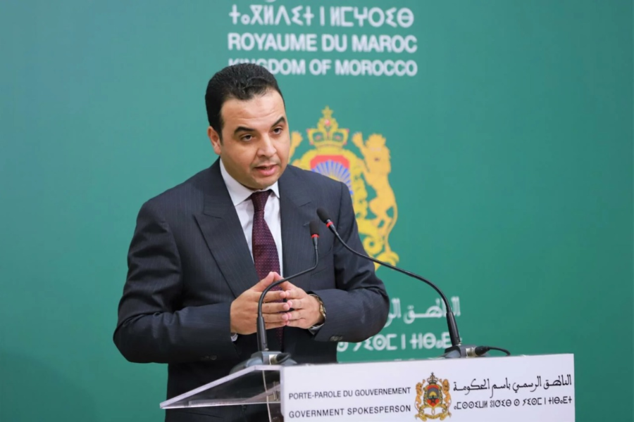 هل سيُقنعكم ؟.. هذا تفسيرُ بايتاس لعدم انْخِـفاض سعر المحروقات في المغرب (فيديو)