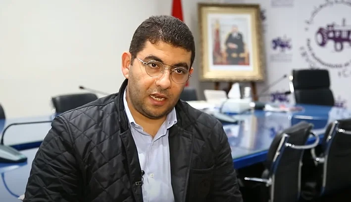مطالبُ برلمانية بالتحقيق في خلفيات دعم بنسعيد لأعمال فنية مُسيئة للهوية الوطنية