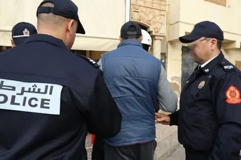 الإشتباه في اخْتلاس أمـوال عمومية يجر شرطيا للتوقيف