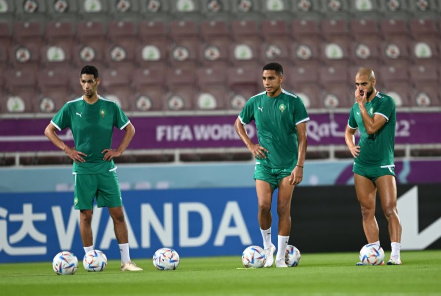 طبيب المُنتخب يكشفُ الحالة الصحية للاعبي الفريق الوطني