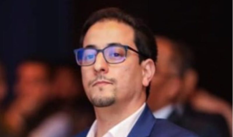 نبيل تاخلويشت