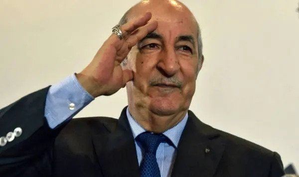 الجزائر دولة لا ترى “شعبها” الا في المدرجات !!