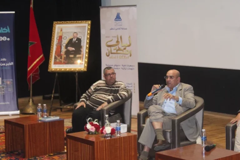 من أكـادير .. أوريد يُطلق صرخةً للتحذير من “نهاية السياسة” في المغرب