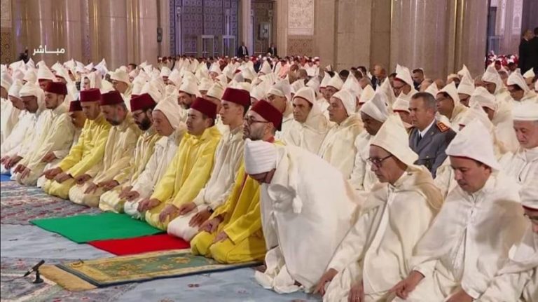 أخنوش ضحيّــةُ تيَّـــار الشَّــعبويَّة الفيسبوكيَّـــة