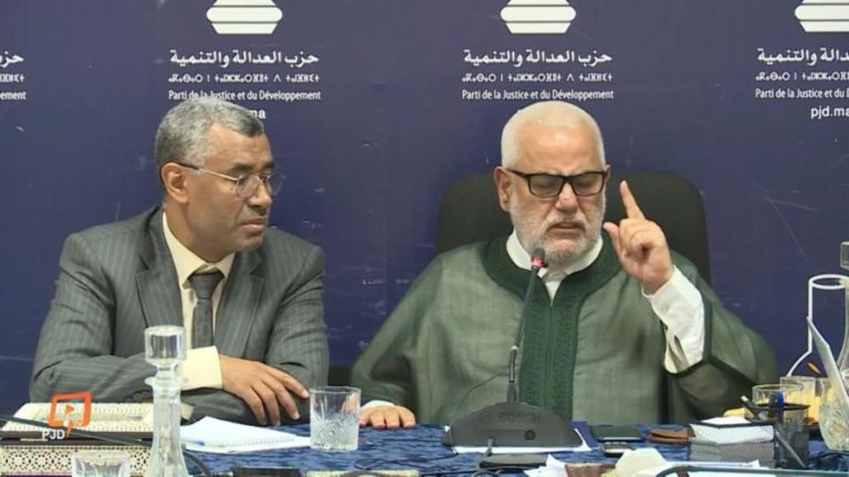 “البيجيدي” يصف منتقدي خرجات بنكيران حول مدونة الأسرة بـ”الأصوات النشاز”