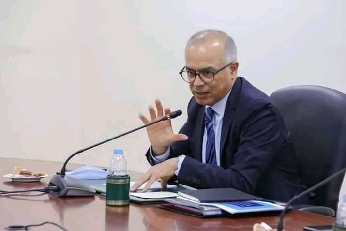 خاص..وزارة بنموسى تصرف أجور بعض الأساتذة العائدين من التوقيف وتحتفظ بالباقي لأجل غير مسمى