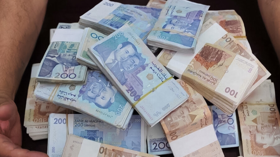 مكتب الصرف يطلق عملية “عفا الله عما سلف” لمهربي الأموال إلى الخارج