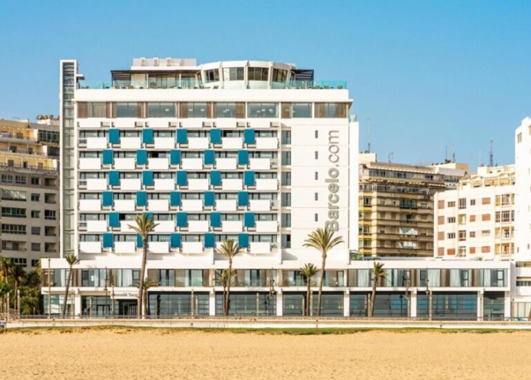 شركات الفنادق الإسبانية تتوسع في المغرب للاستفادة من الطفرة السياحية