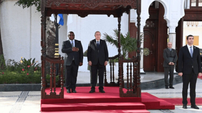 ضغوط جزائرية على سيراليون للتراجع عن اعترافها بسيادة المغرب على الصحراء (صحيفة اسبانية)