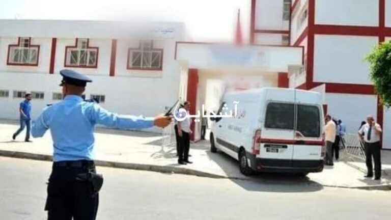 مراكش..أم تقتحم مؤسسة مرفقة بمنبر إعلامي وتوثق اعتداءها على مدير (نقابة)
