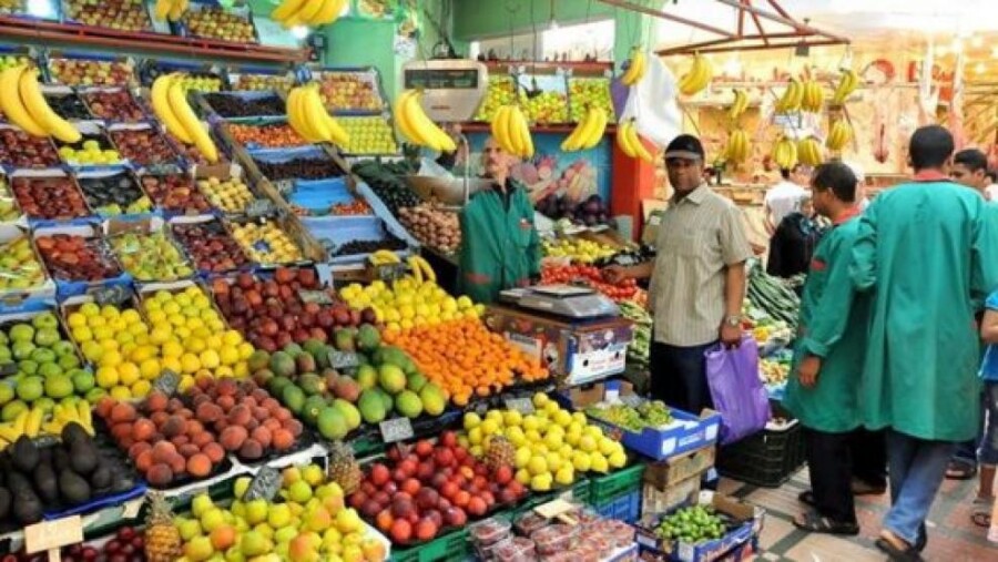 مجلس المنافسة يكشف دور الوسطاء في تحديـد أسعار الخضر والفواكه