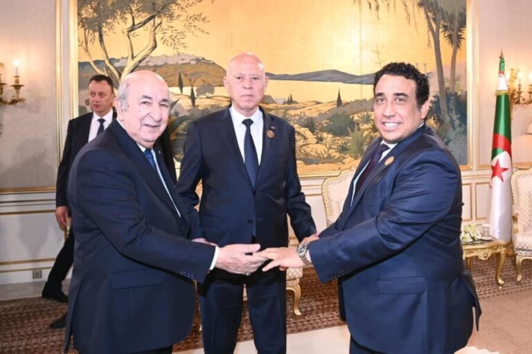 هل تتبرأ ليبيا من التكثل الذي يقوده عبد المجيد تبون أم تلعب على الحبلين؟