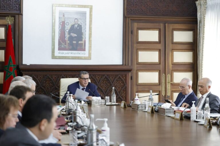 الحكومة تصادق على تعيينات جديدة بمناصب عليا