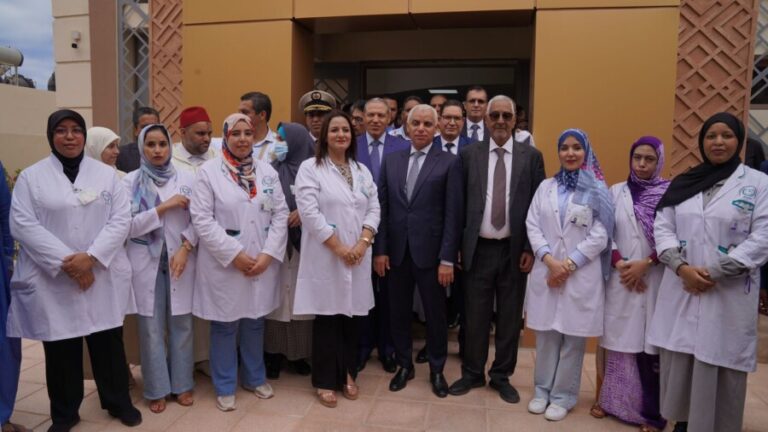 آيت الطالب يعطي انطلاقة خدمات 15 مؤسسة صحية بجهة العيون (صور)