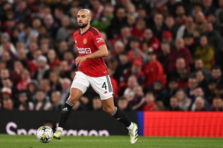 مانشستر يونايتد يصدم فيورنتينا بشأن التعاقد مع أمرابط