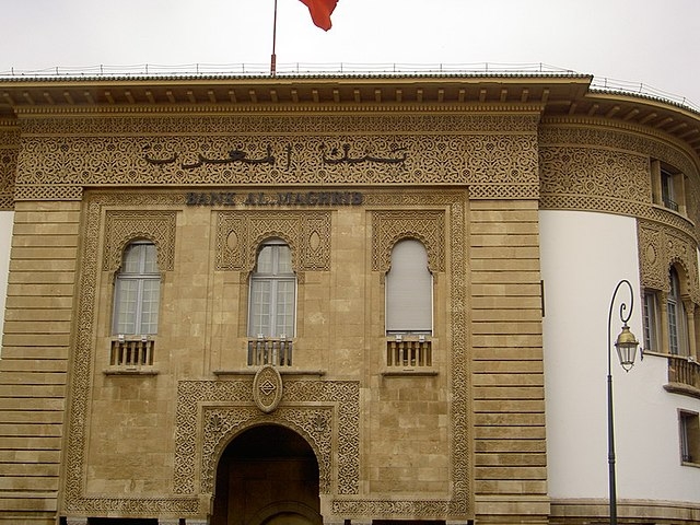بنك المغرب الوحيد في شمال افريقيا الذي سيقلص سعر الفائدة لما حققه الاقتصاد المغربي من نتائج طيبة (تقرير دولي)
