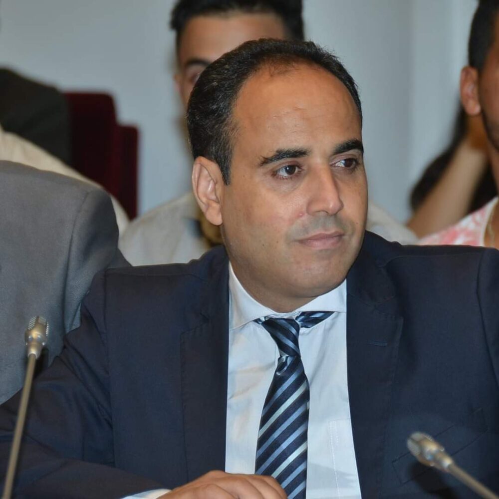 موسم عزل المنتخبين المخالفين للقوانين