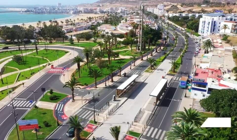 منتخبون بأكادير يردون على تقرير “الفيفا” حول واقع النقل الطرقي بالمدينة