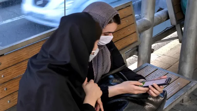 تطبيقات الزواج.. الوجه الآخر للجرائم الإلكترونية