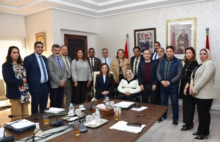 عطية قلقة من تأخر إخراج بطاقة الشخص في وضعية إعاقة