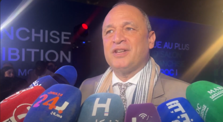 مزور يفتتح معرض الصناعة والتجارة