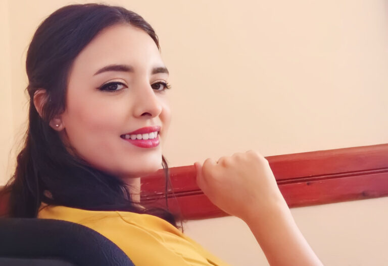 احيزون سميرة