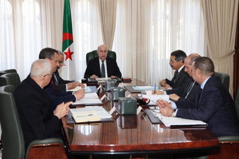 لقاء تبون حول الطريق مع موريتانيا يهدف لثنيها عن فتح طريق جديد مع المغرب (معارض)