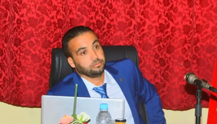 من يُربي مَن؟ عندما يضرب التلميذُ مُعلمه