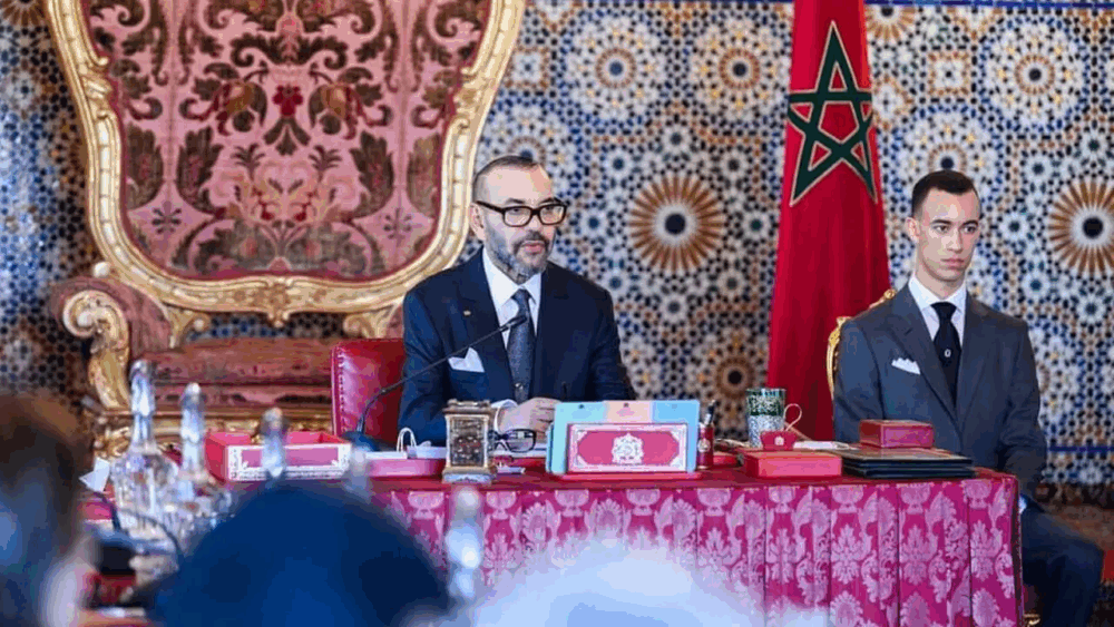 الملك يستقبل وزراء الشؤون الخارجية بالبلدان الثلاثة الأعضاء في تحالف دول الساحل